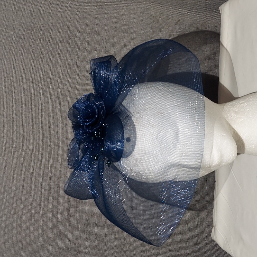 Fascinator veil hat navy blue single comb secure NWT